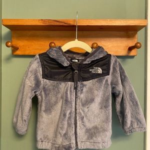 The North Face Baby Oso Jacket Hoodie size 6-12 months